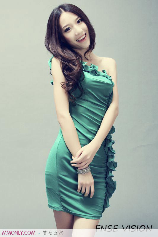 和男友异地聊天每天都说想吃我,异地恋一见面就做