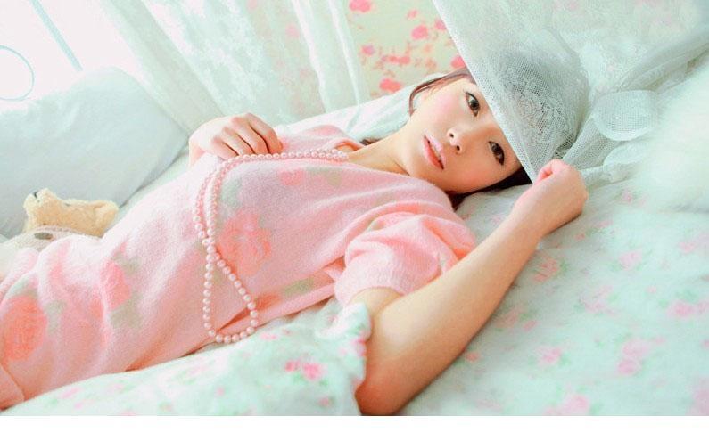 下课男生把我办了 教师白洁和孙倩