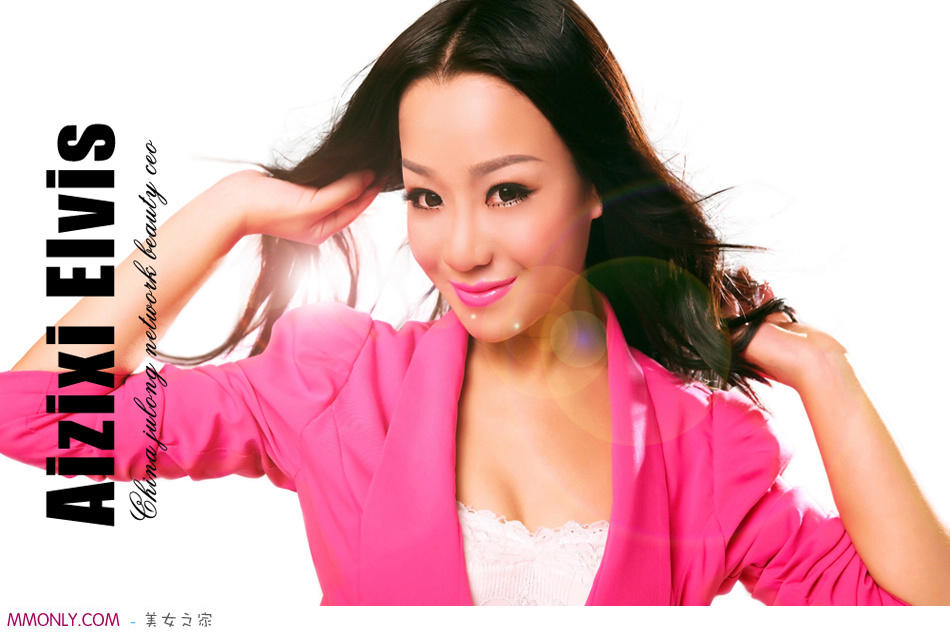 结婚当晚，婆婆悄悄塞给我一张银行卡