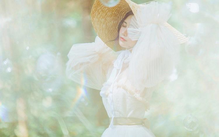 新婚写真，两对有情人在好奇中出轨