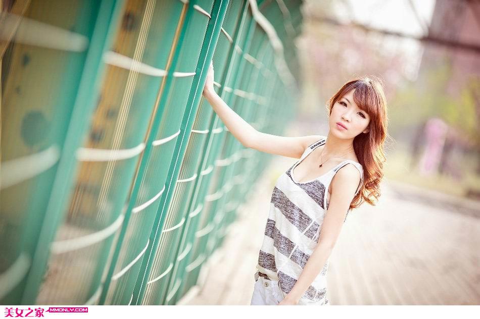 与一个寂寞少妇疯狂的激情故事