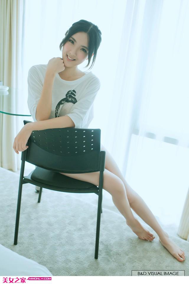 男友订婚后还玩弄我的胸部