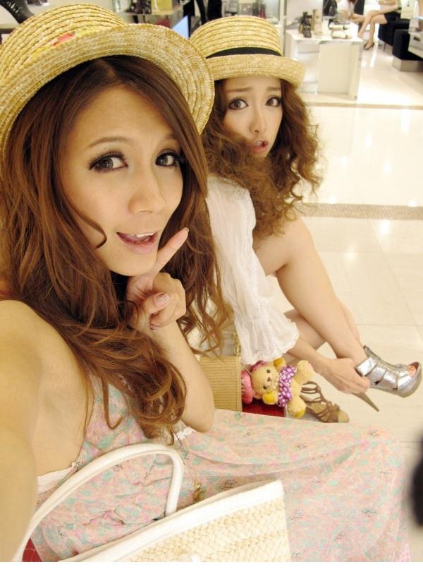 揭露日本女中学生“援助交际”的内幕！（组图）