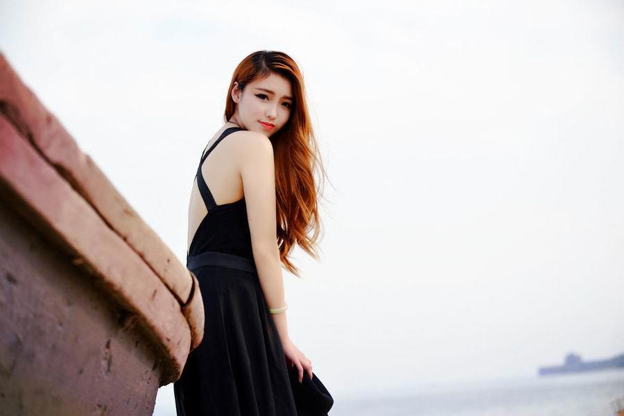 迷乱在网恋一夜情的深爱中