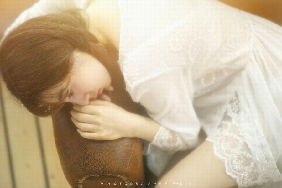 那个夜晚 性感表姐猛亲我私处