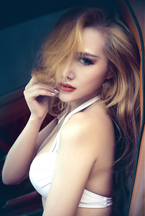 愤怒！新婚之夜娇妻爬上别人的床