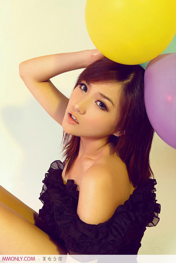 迁就她的小脾气