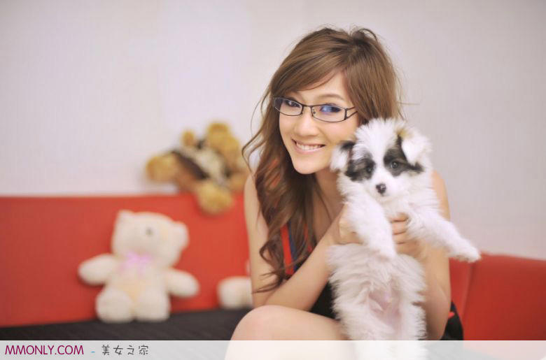 酒醉酒醒我迷糊被继母强占我的童子身 下体竟疼痛不已