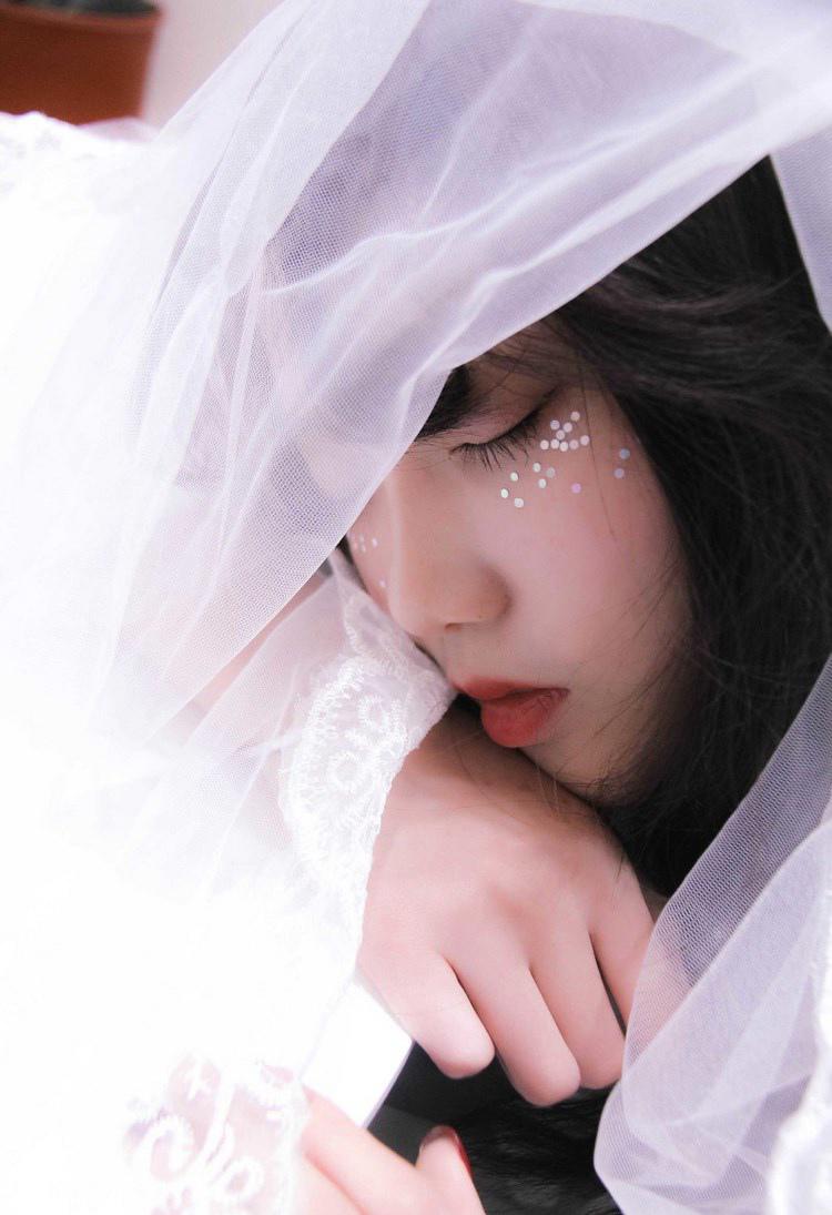 梦中悦，醒后泪