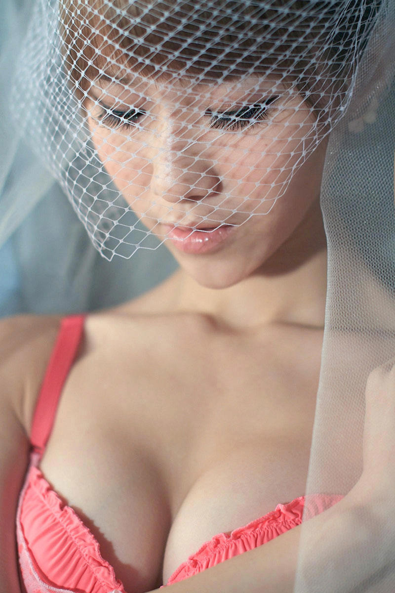 丫头,我想给你再找个妈,我……“不要,不要……”