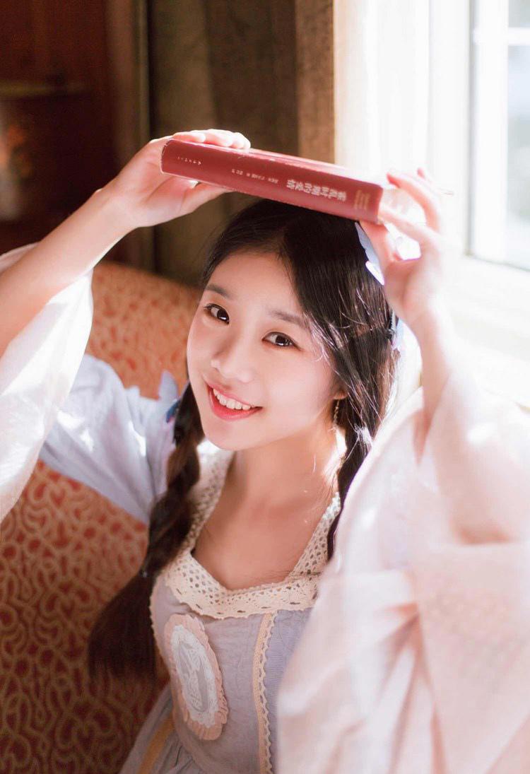 前女友回来看我了……