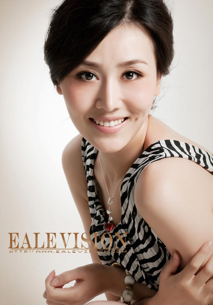 下面好湿让我舔一舔小说 乖腿张开点好湿塞东西