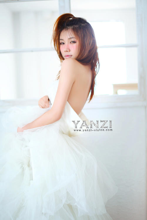 分手妻约 被摆成百般姿势折腾后他将我残忍抛弃