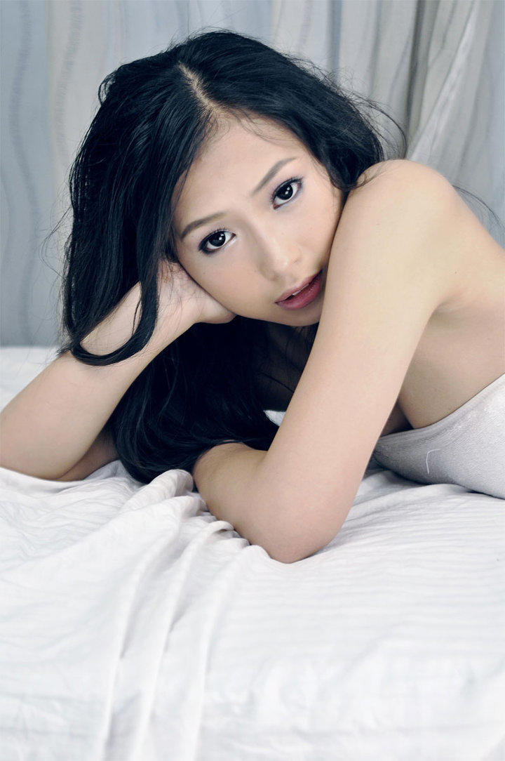 我和漂亮女老师的姐弟恋性爱情缘