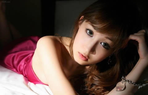 亡魂作客_灵异故事