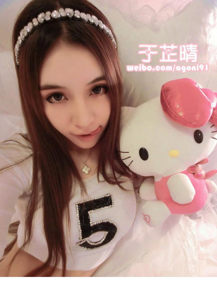 bl文下载 乱欲小话说又粗又大被三个人轮流舔下班