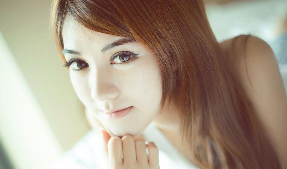 我跟一个外国男人在一起后
