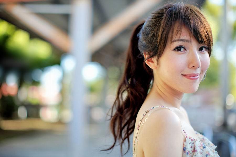 扔掉拐杖 我要再次娶你为妻