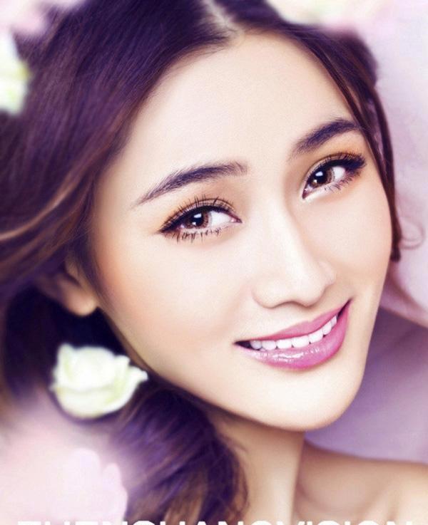 云木yun 被粗暴 绑 跪 玩弄 美女自己叉开腿动态图