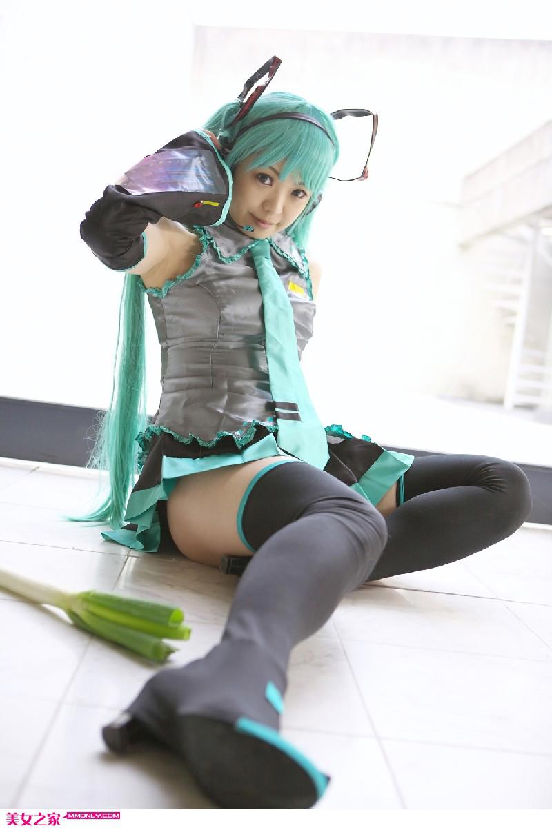 宝妈们好难受啊!求网站 新婚夜小叔偷偷溜进 那一夜姐姐忍不住了