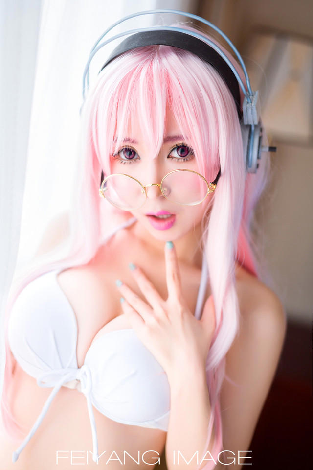 绵羊与猎犬_寓言故事