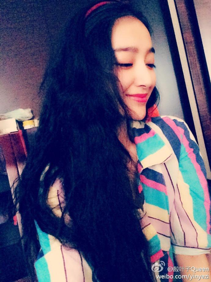 合上双手，愿意做尘埃