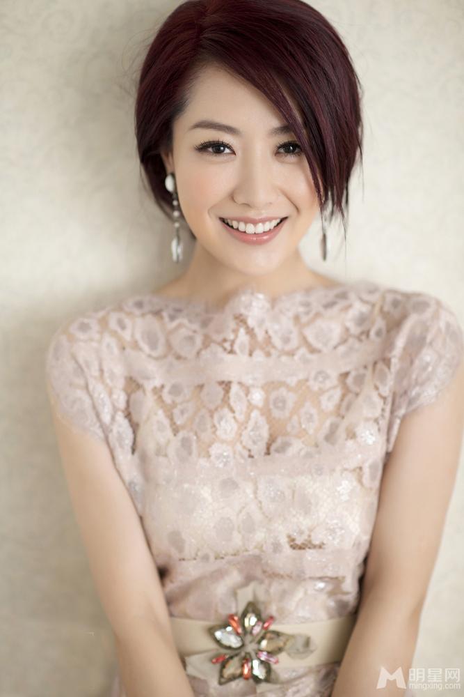 口述：洞房夜老公和哥们儿睡床我睡沙发